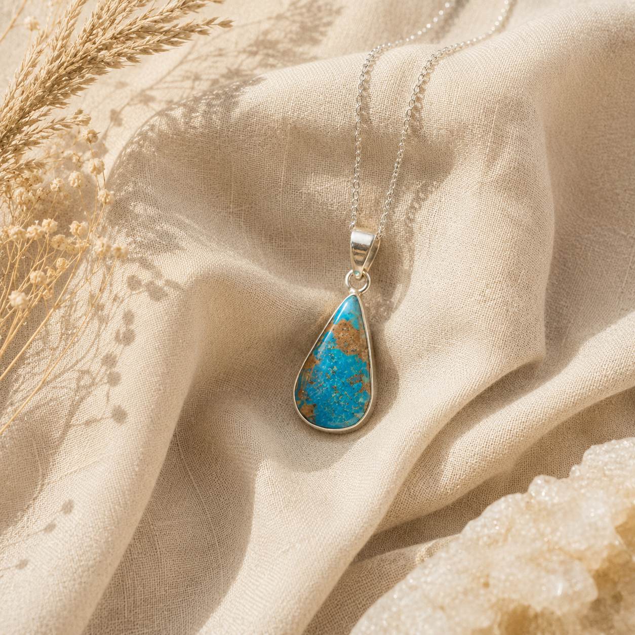blue_pendant_250kb