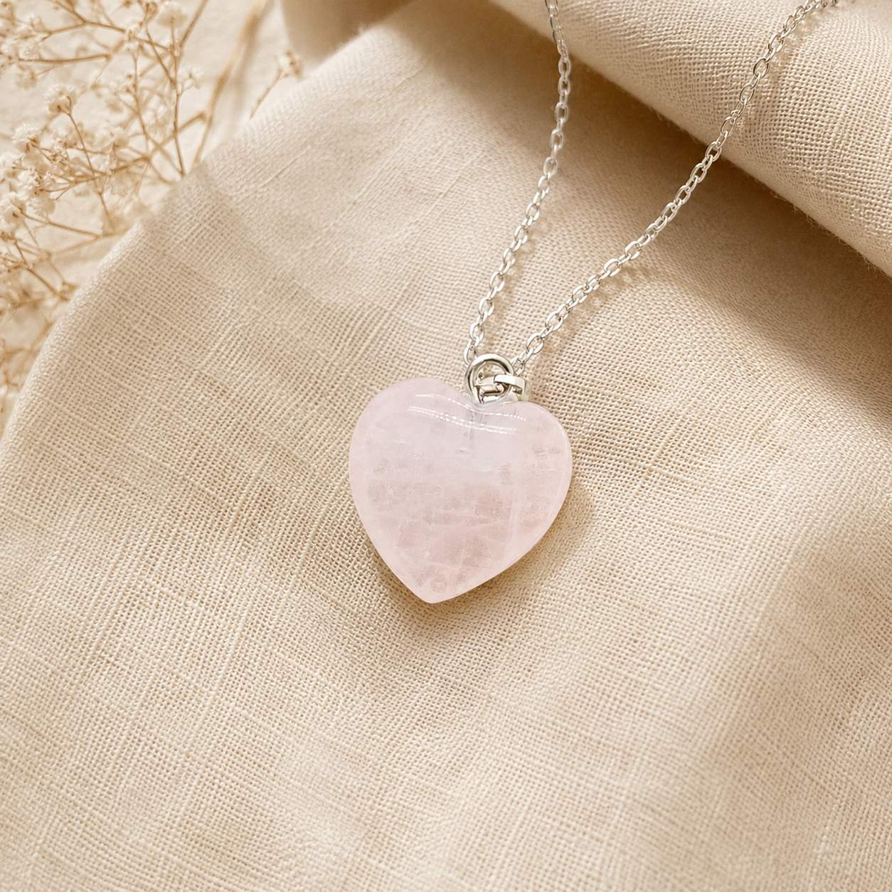 rose_heart_pendant_250kb